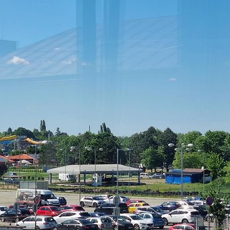 Elite Pension Štúrovo Bagian luar foto