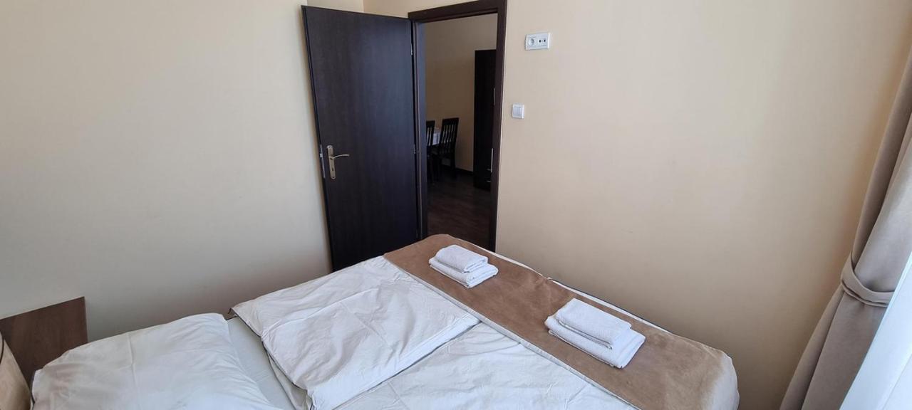 Elite Pension Štúrovo Bagian luar foto