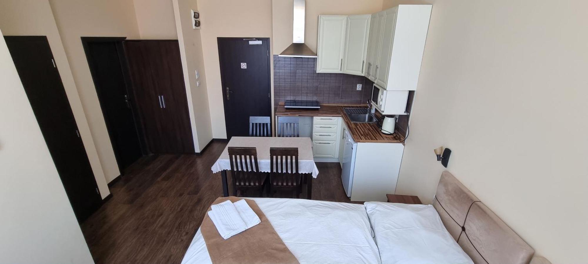 Elite Pension Štúrovo Bagian luar foto