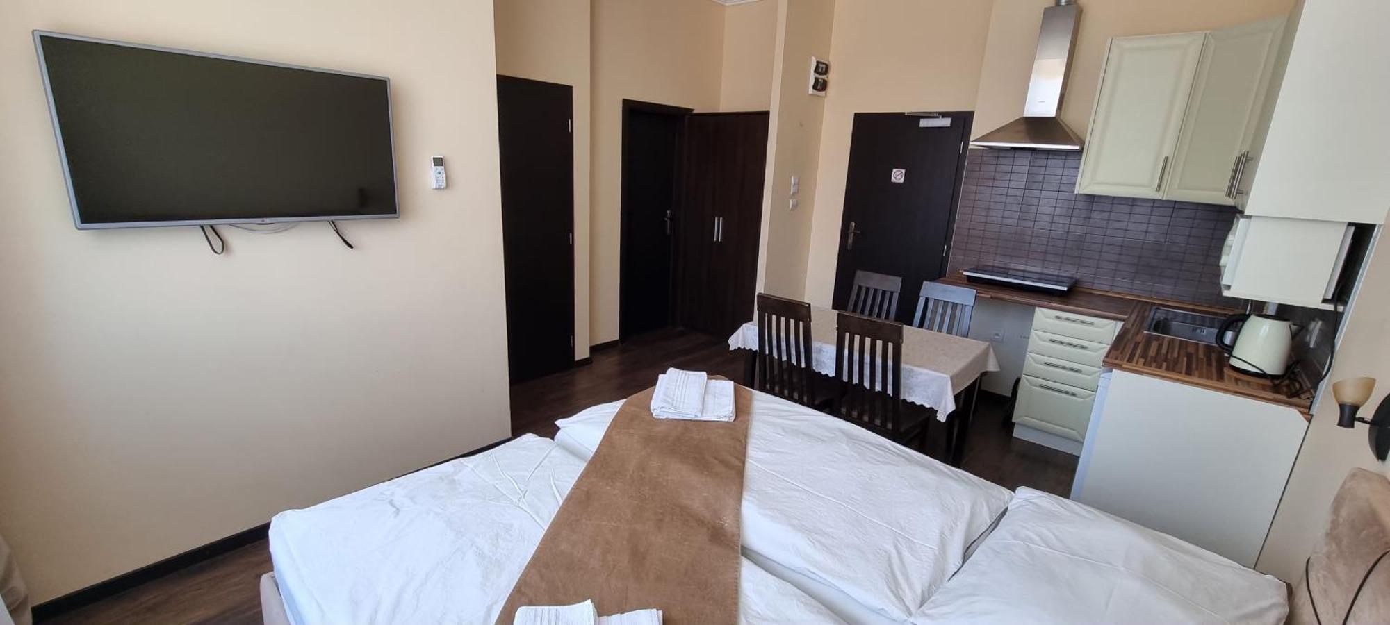 Elite Pension Štúrovo Bagian luar foto